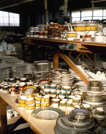 Stock de pièces en porcelaine.