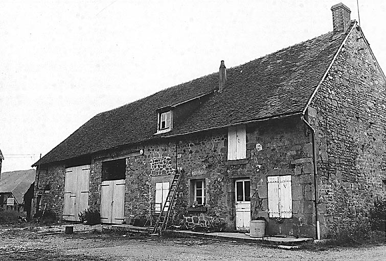 Logis de ferme. Vue d'ensemble.