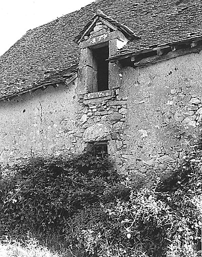Logis. Elévation sud, vue de détail de la lucarne.