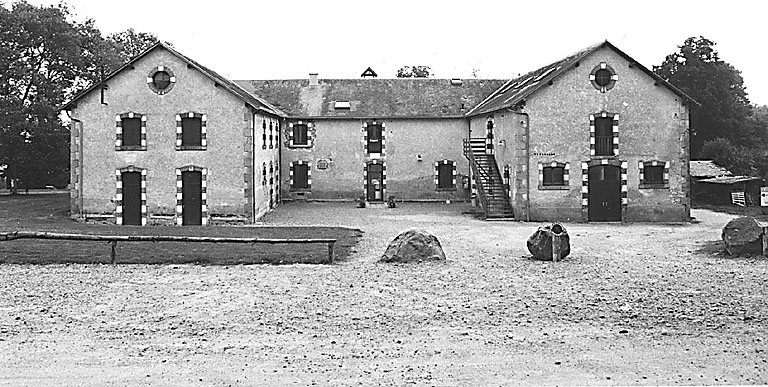 Grandes écuries, vue générale prise du nord-ouest.