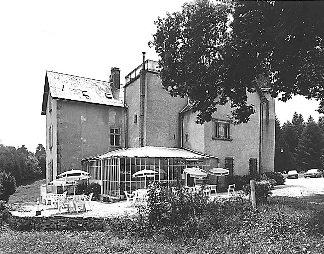 Elévation nord avec jardin d'hiver.