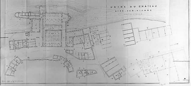 Plan du rez-de-chaussée des bâtiments A et B constituant l'ancienne usine, des bâtiments C et D (maison du gardien et anciens vestiaires et des bâtiments E, F, G, et H).