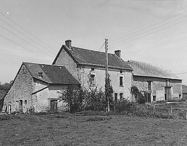 La Roche (cadastre 1986, A4 772). Vue générale d'une ferme en faux bloc-à-terre.