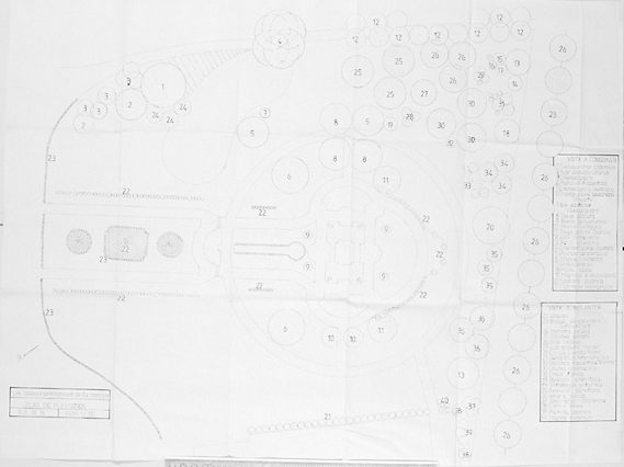 Aménagement de la roseraie. Plan des plantations dressé en 1995 par Pierre Augrit.