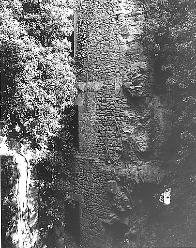 Vue des pièces du côté est, prise depuis le palier du premier étage.