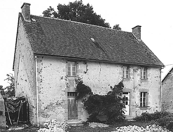 Façade antérieure du logis.