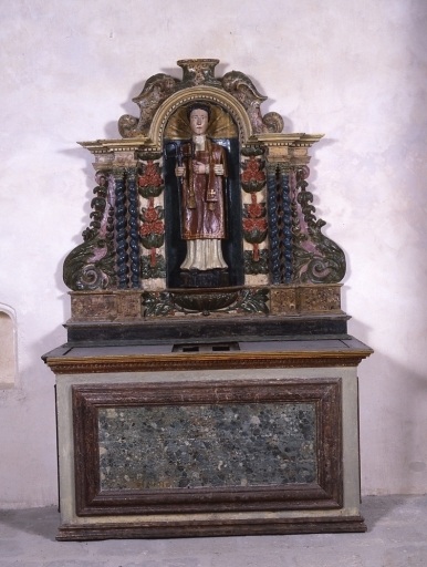 Autel secondaire de saint Léonard : autel tombeau, gradin d'autel, retable