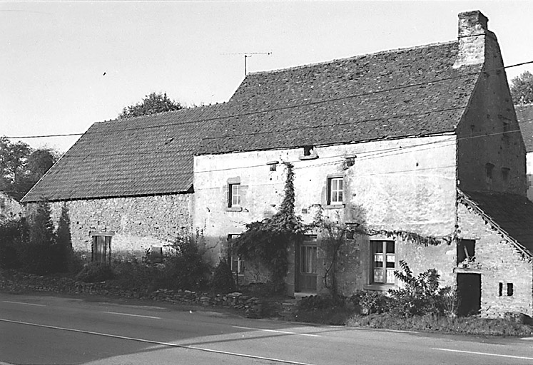 Façade antérieure du logis.