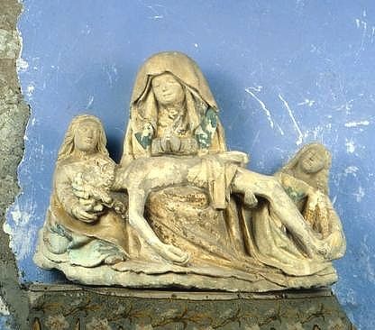 Groupe sculpté (statuette) : Vierge de Pitié