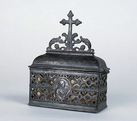 Présenté à Ussel, dans la chapelle des pénitents bleus transformée en musée d'art sacré. Vue générale du revers. - (c) Région Nouvelle-Aquitaine, Inventaire général du patrimoine culturel
