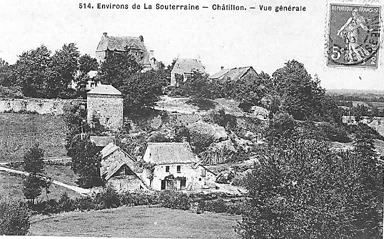 Vue générale de deux moulins, de la ferme et du manoir.