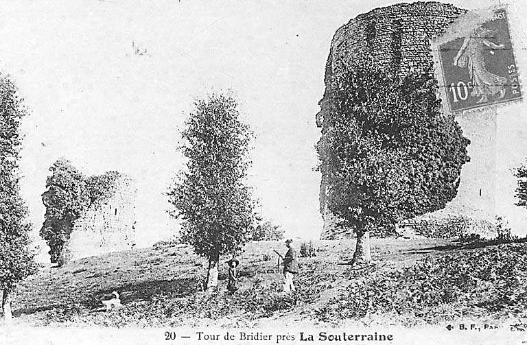 Vue partielle des ruines prise, depuis l'ouest, vers 1900.