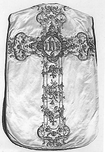 Chasuble, vue du dos.