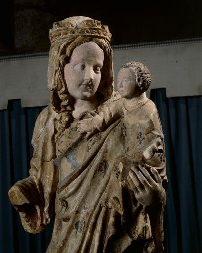 Statue (petite nature) : Vierge à l'Enfant