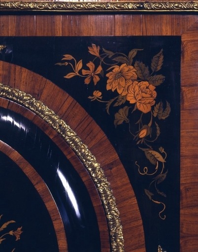 Détail de la marqueterie.