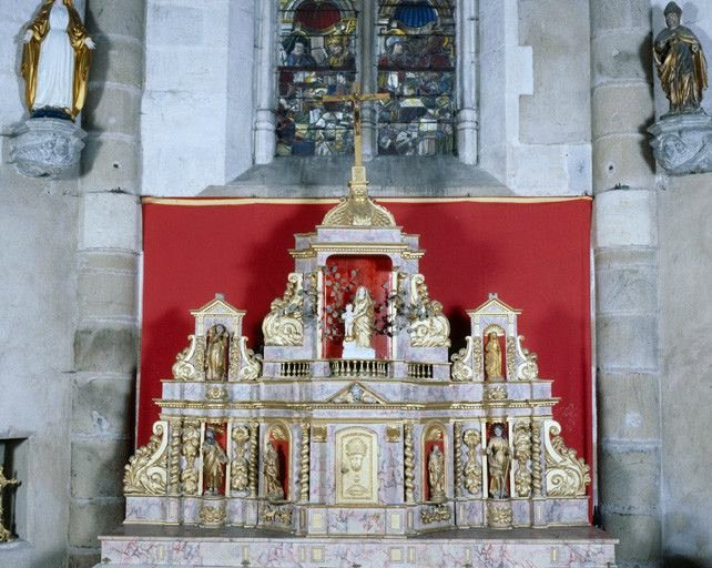 Tabernacle, exposition (ensemble du maître-autel)