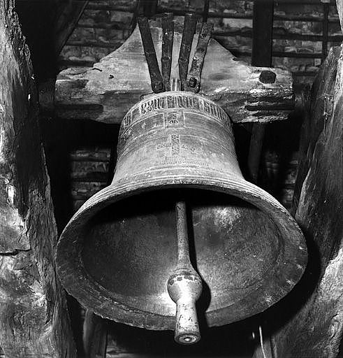 Vue sur le battant. - (c) Région Nouvelle-Aquitaine, Inventaire général du patrimoine culturel ; (c) Archives départementales, Corrèze