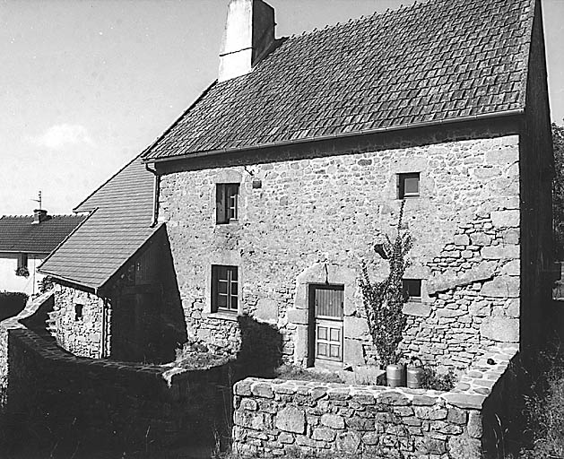 Logis de ferme à Commarteau (cadastre 1992, AW 36). Vue de l'est.