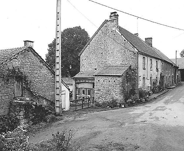 Logis de ferme à le Coux (cadastre 1992, ZB 150 et 155).