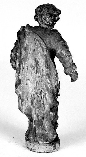 Statuette de saint Pierre : vue de dos.