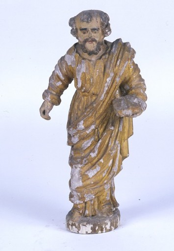 Statuette de saint Pierre : vue de face.