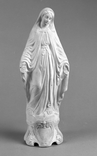 Statuette : Vierge de l'Immaculée Conception