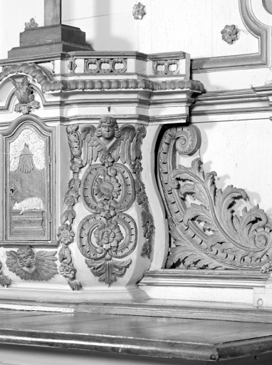 Détail du côté droit du tabernacle. - (c) Région Nouvelle-Aquitaine, Inventaire général du patrimoine culturel