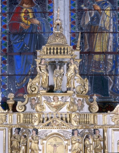 Détail de l'exposition, abritant une statuette de Vierge à l'enfant. - (c) Région Nouvelle-Aquitaine, Inventaire général du patrimoine culturel