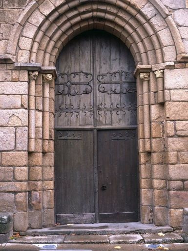 Vue générale du portail ouest.