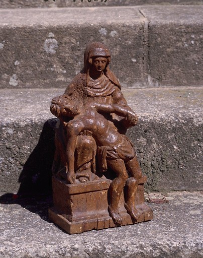 Vue de face latérale gauche.