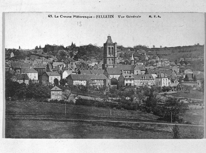 Vue générale de la ville depuis l'ouest.