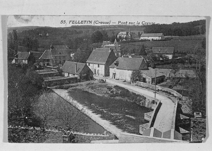 Vue d'ensemble prise depuis la route de Tulle.