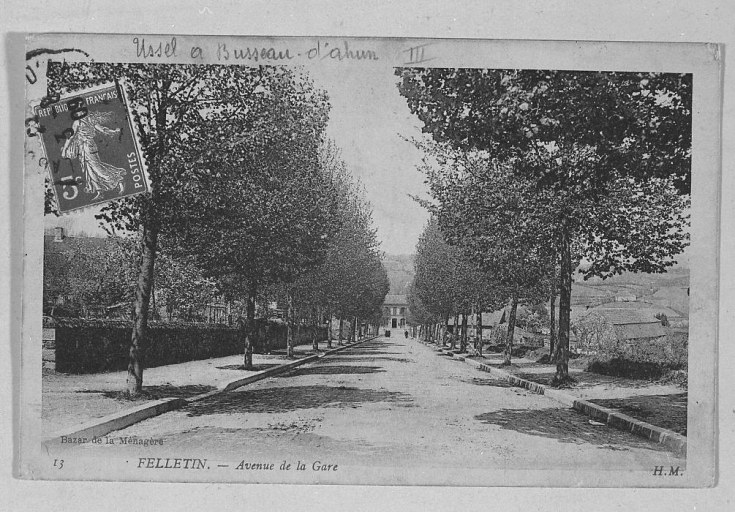 Avenue de la Gare. Vue de cette artère prise depuis l'est.