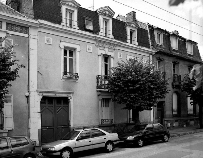 Façade antérieure du logement patronal.