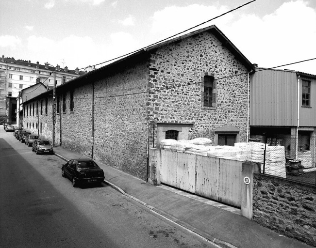 Façade postérieure des ateliers, rue de l'Elysée.