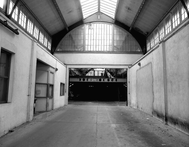 Halle des moufles vue depuis l'entrée (à l'est).