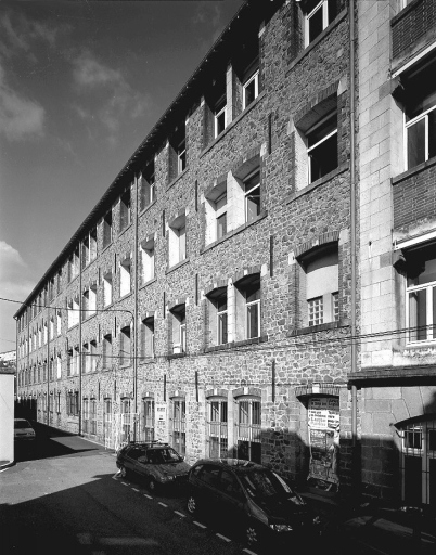 Façade ouest (rue Jean-Pouyat) des ateliers de fabrication, bâtiment nord.