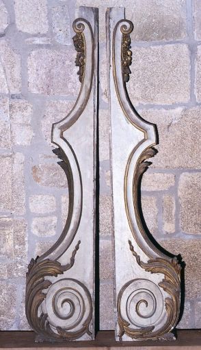 Deux ailerons de retable, provenant sans doute du retable de saint Roch.