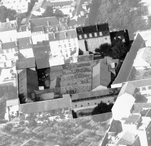 Vue aérienne de l'usine A. Faure et Compagnie prise du sud-ouest, d'après une photographie prise vers 1953.