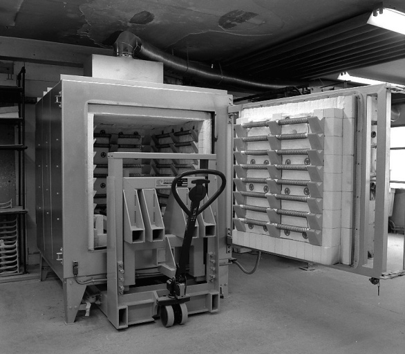 Machine à convertir : four-cellule à décors