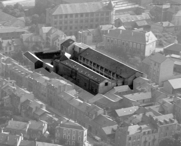 Vue aérienne des ateliers depuis l'est en 1953.