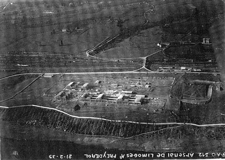 Vue aérienne de l'Arsenal en cours de construction, février 1939.