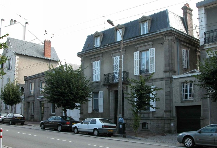 Le site de l'ancienne usine de confection de corsets Clément, vu depuis l'avenue Baudin.