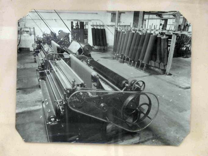 Vue intérieure des ateliers vers 1920.