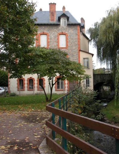 Façade postérieure du logement patronal.