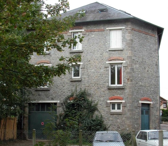 Logement de contremaître et bureaux : façade postérieure.
