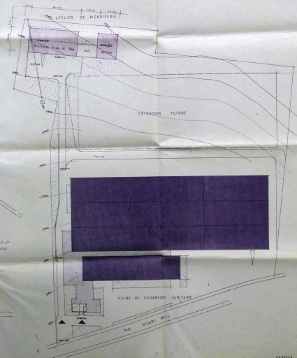 Plan masse de l'usine 1 en 1966 extrait de 'Zone Industrielle de Magré - Cie Gle du Sanitaire - Atelier de Menuiserie - Plan de situation'.