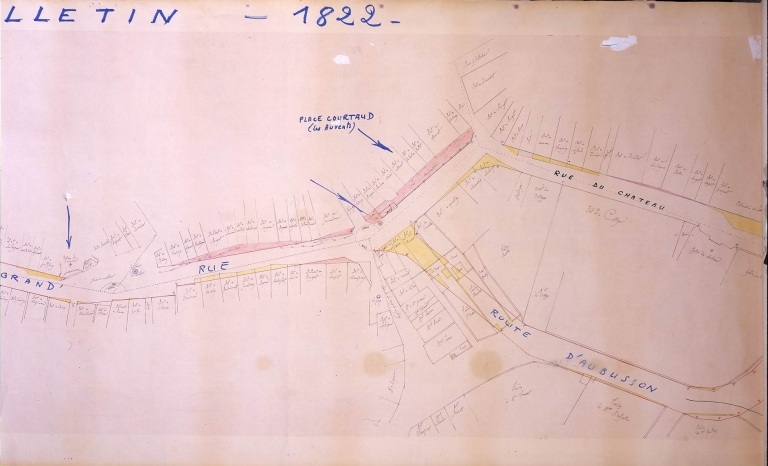 Plan d'alignement de la ville datant de 1822. Vue de la partie centrale ('les auvents') et vue partielle de la partie nord (route d'Aubusson, rue du Château) ; sur ce plan la rue des Tours de l'Horloge est appelée rue de la Croix de Mission.