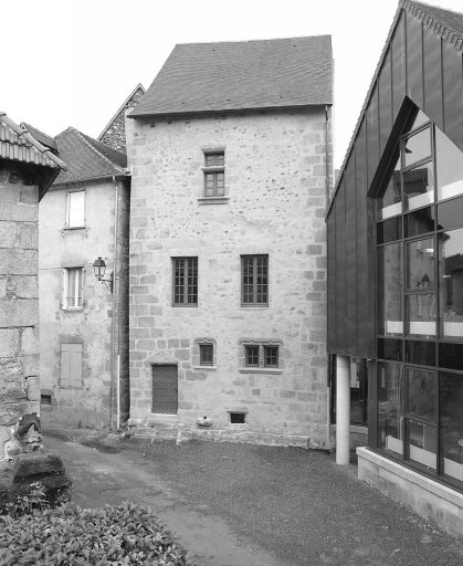 Vue d'ensemble, après restauration de l'élévation donnant sur la rue Détournée.