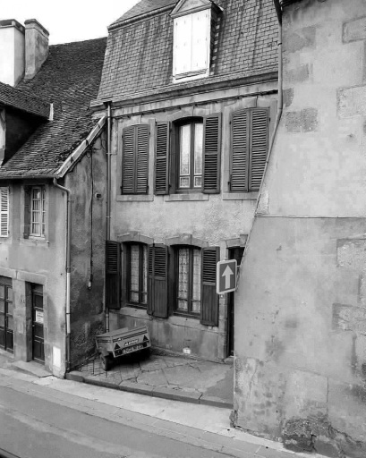 4 Rue Sainte-Espérance. Maison (AL 455). (Groupe E1). Maison construite au cours de la deuxième moitié du 19e siècle en fonction du plan d'alignement de 1841.